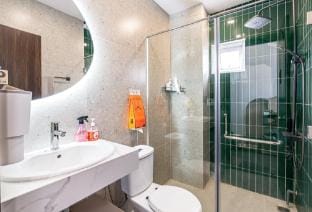 Lyn Homestay Room 5 ( Bui Vien WalkingStreet) Apartment in Ho Chi Minh City