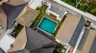 A Casa Di Renucci by Alfred in Bali - Brand New Stunning 5BR Villa near Seminyak Beach Villa in Kuta