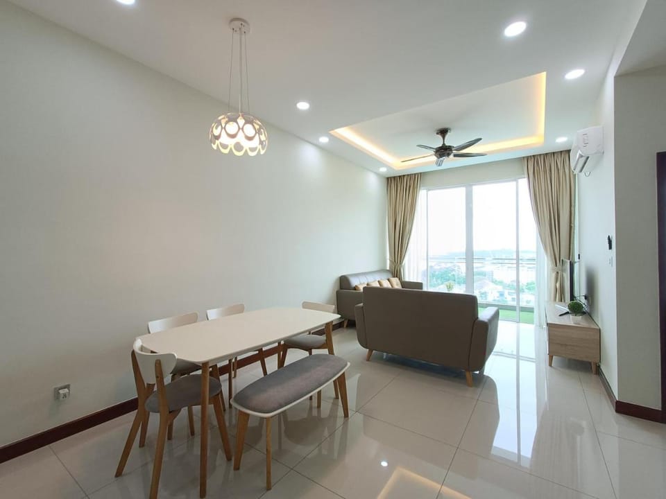 Paragon Suite By Antlerzone Apartment in Johor Bahru