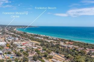 Long Island Beach House#Free parking#Walk to beach Vacation rental in Frankston