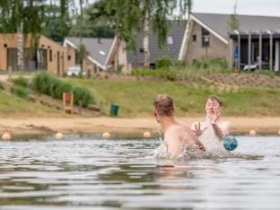 Chalet by the Water in Leukermeer Vacation rental in Limburg (province)