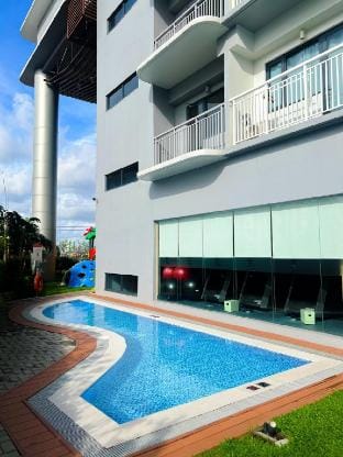 Oz Cozy By Haran & Kevin Vacation rental in Makati