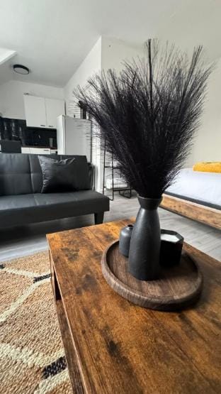 Studio/Sleeps3/CityCntr+Netflix+Parking+FreeSnacks Vacation rental in Kingston upon Thames