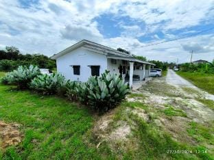 a&h homestay  Vacation rental in Perak Tengah District
