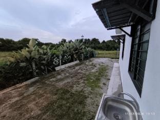 a&h homestay  Vacation rental in Perak Tengah District