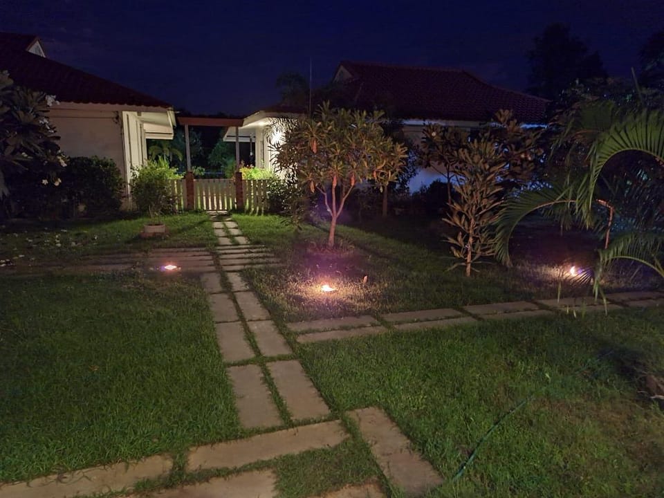Hof Waldeck Farmstay  Farm Stay in Laos