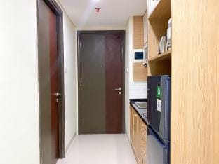 Relaxing 2BR at Pollux Chadstone Apt By Travelio Apartment in West Java