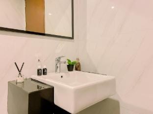 Homey Warm 1BR at Ciputra World 2 Apt By Travelio Apartment in South Jakarta City