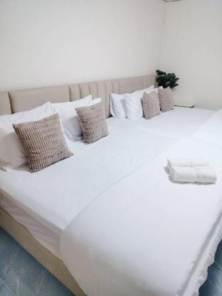 D72 Family House 3BR 10 Mins To Lee Garden Vacation rental in Thailand