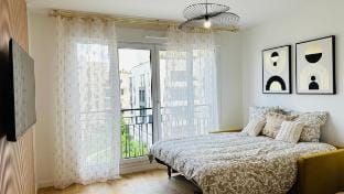Bel appartement à 5 mn de Paris Métro 13 et 14 Apartment in Île-de-France