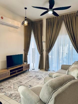 Rimbayu 81 Vacation rental in Perak Tengah District