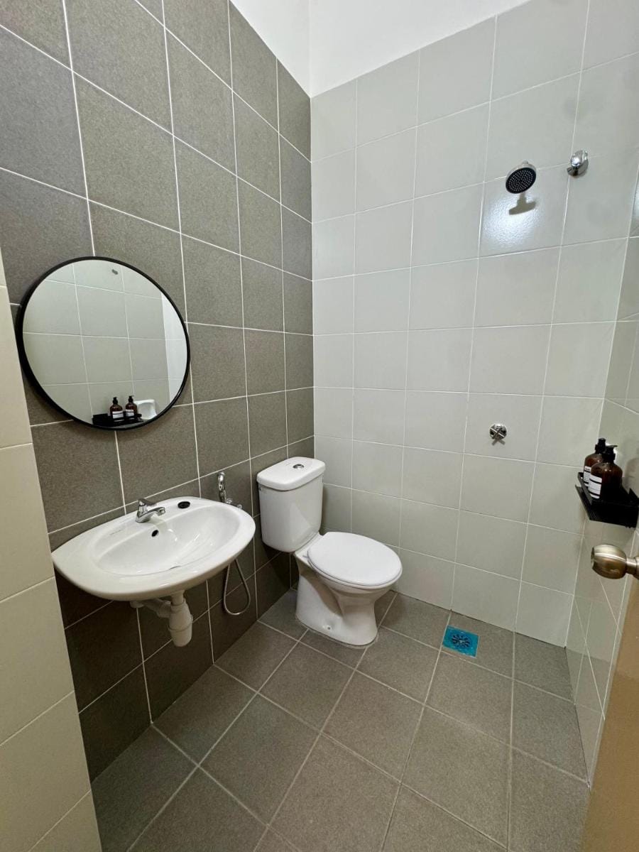 Rimbayu 81 Vacation rental in Perak Tengah District