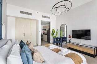Silkhaus Afnan Tower | Studio near Production City Apartment in Dubai