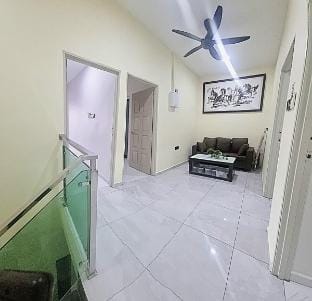 668HomestayTmn Sentosa大丰(18Bed) Near Mid Valley Vacation rental in Johor Bahru
