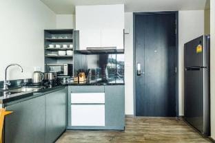 芭东海滩500米豪华1卧公寓 厨房 泳池停车场 Jungceylon   Bangla Road   Vacation rental in Patong