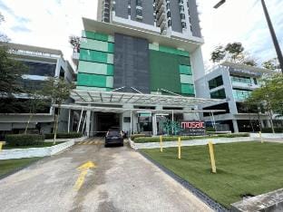 R2/JB Town/5mins walk Mid Valley Southkey/Netflix Apartment in Johor Bahru