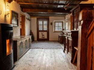 Historic farmhouse 200 years old meets new Vacation rental in Tyrol