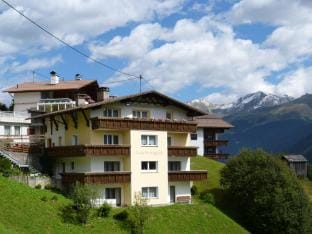 Cozy apartment with a beautiful view Apartment in Trentino-South Tyrol