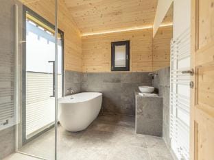 Superior chalet with hot tub Vacation rental in Carinthia, Austria