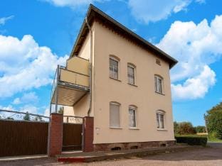 Cozy Family Stay in Petersberg Apartment in Thuringia, Germany
