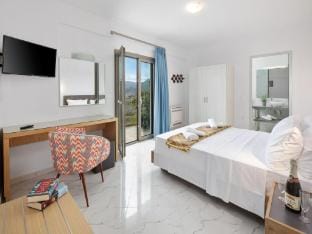 Villa in Corfu with Stunning Mountain Views Vacation rental in Corfu, Greece