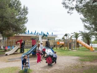 Chalet with air conditioning on beautiful park Vacation rental in Garraf