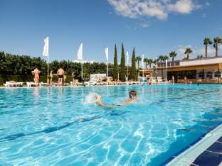 Family Bungalow Near Sea Vacation rental in Cambrils