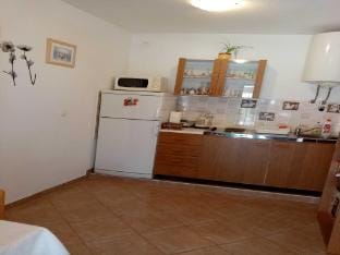 Guest House Fontana - Two Bedroom Apartment with Terrace and Sea View Apartment in Dubrovnik-Neretva County