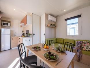 Cosy apartment with terrace Vacation rental in Calafell
