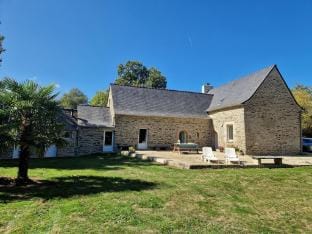 Stone House in Brittany near Morlaix Bay Vacation rental in Finistere