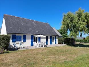 Single storey holiday home near the beach, Santec Vacation rental in Santec