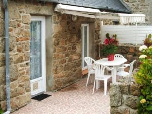 Terraced House in Lanmodez near Sandy Beaches Vacation rental in Brittany