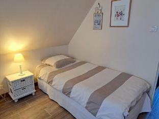 Cottage in Plouneour-Trez with Sea View Vacation rental in Finistere