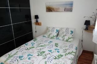 Palm garden holiday home near coast, Pleubian Vacation rental in Brittany