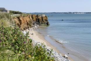 Holiday Home in Damgan near Sandy Beaches Vacation rental in Damgan