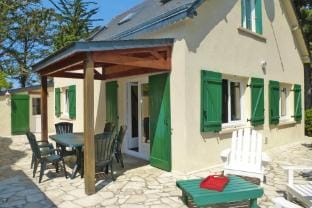 House in Hillion near GR 34 Coastal Path Vacation rental in Brittany