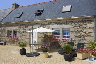 Semi-detached house, Lesconil Vacation rental in Plobannalec-Lesconil