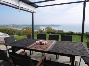 panoramic sea view, holiday home, Telgruc-sur-Mer Vacation rental in Crozon