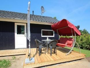 Ferienhaus mit Pool und Sauna am Duemmer See Vacation rental in Schleswig-Holstein