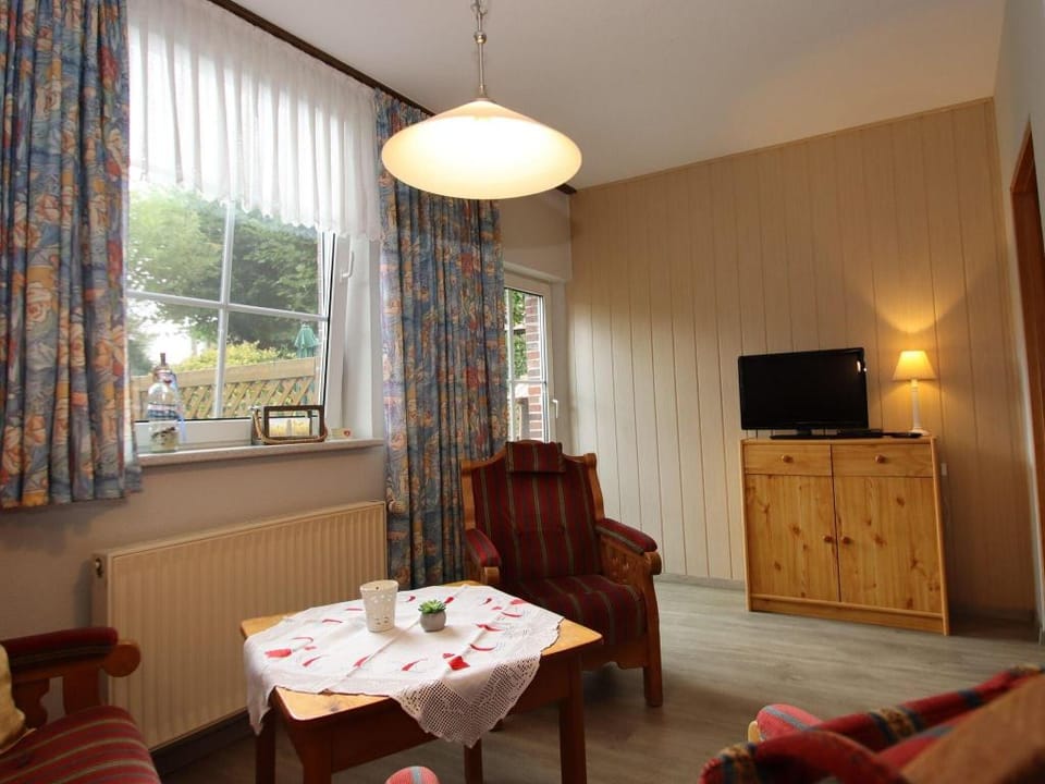 Reihenhaus in Strackholt mit beheiztem Pool Apartment in Lower Saxony, Germany
