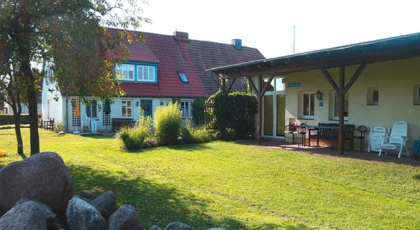Ferienwohnungen am Flacher See, Klocksin Apartment in Mecklenburgische Seenplatte