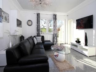Ferienhaus Wiesengrund mit Sauna, Dornumersiel Vacation rental in Lower Saxony, Germany