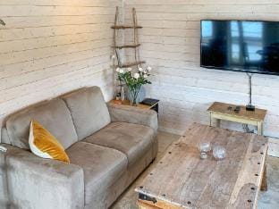 Seaside Serenity in Hardangerfjord-By Traum Vacation rental in Vestland