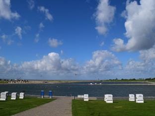 Attraktiver Bungalow in Warwerort an der Nordsee Vacation rental in Schleswig-Holstein