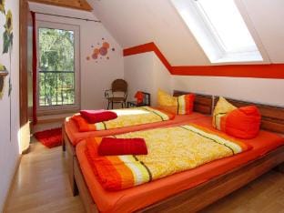 Doppelhaushaelfte am Hafen von Neuendorf Vacation rental in Mecklenburg-Vorpommern, Germany