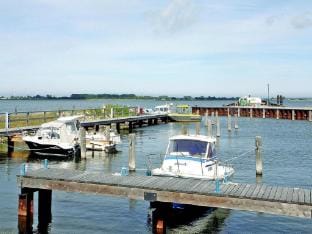 Ferienhaus Lotsenhaus am Breetzer Bodden Vacation rental in Mecklenburg-Vorpommern, Germany