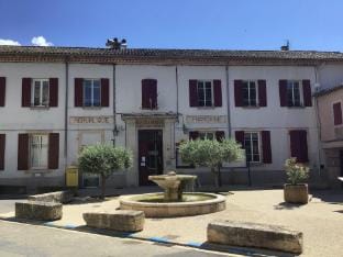 Pretty, spacious holiday home with private pool Vacation rental in Provence-Alpes-Côte d'Azur