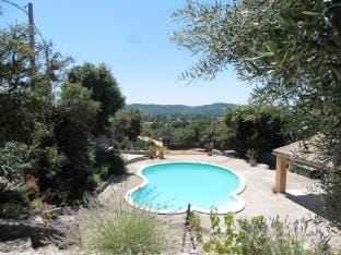 Pretty, spacious holiday home with private pool Vacation rental in Provence-Alpes-Côte d'Azur