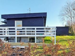 person holiday home in Rude Vacation rental in Zealand