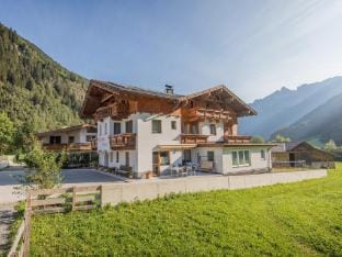 Apartment in Milders near Stubai Glacier Apartment in Neustift im Stubaital